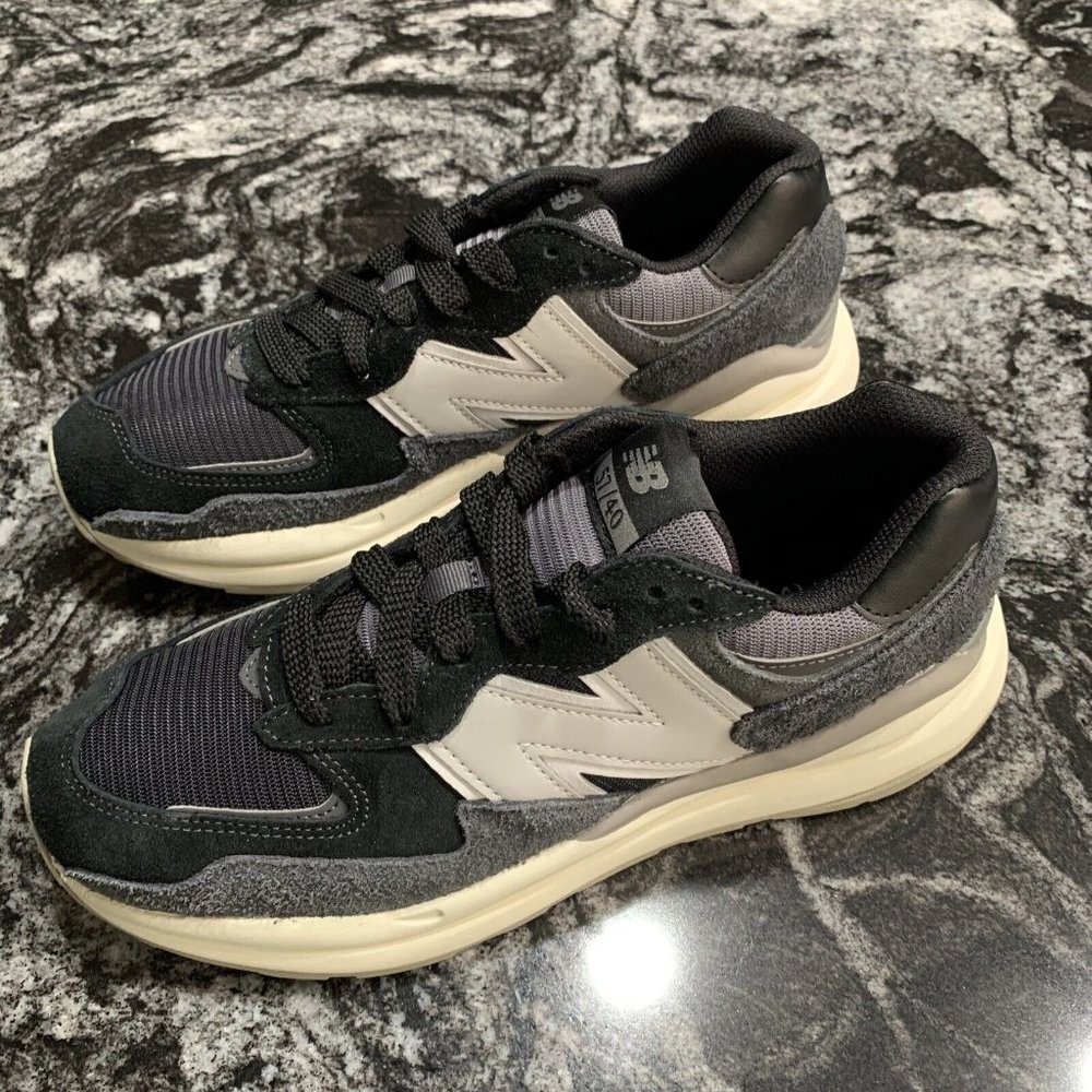 New Balance 57/40 Shoes Black Magnet M5740PSH  Mens Size 9 New